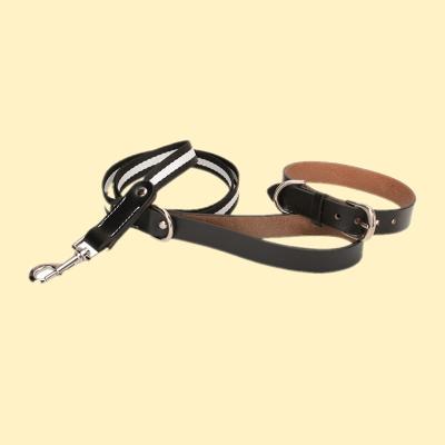 China High Quality Personalized Genuine Leather Dog Collar And Leash Set Cowhide Dog Leash Dog Accessories Pet Supplies for sale