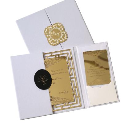 China Europe White Velvet Hardcover Wedding Invites Gold Mirror Acrylic Wedding Invitation with Monogram Tag for sale