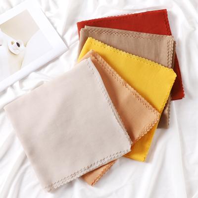 China Wholesale New Malaysia Indonesia Wrap Scarf 115 Cm Shredded Edge Hijab Cotton Multifunctional Square Linen Scarf for sale