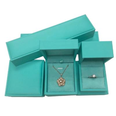 China New High Grade Recyclable Jewelry Box Custom Jewelry Gift Boxes With Logo for sale