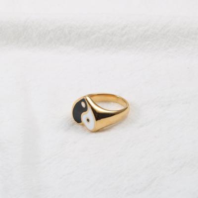 China FASHIONABLE Women Stacking Jewelry Black And White Enamel Heart Shape Yin Yang Ba Gua Ring for sale