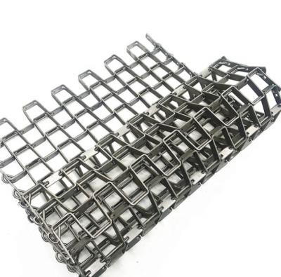 China Heat Resistant Corrosion Resistant Heating , Conveyor Equipment Honeycomb Wire Mesh Conveyor Belt Packing Assembly Line for sale