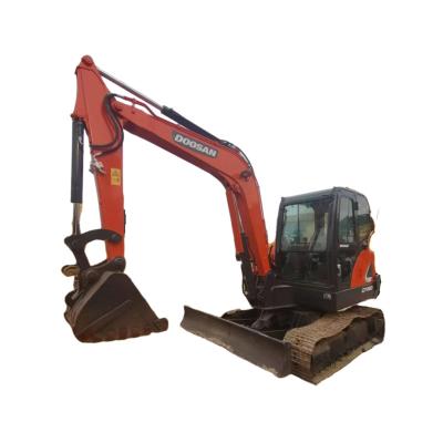 China Doosan DX/DH60 Mini Earthmoving Excavator Machinery Crawler Digger Used Excavator 0.3m™ ³ for sale