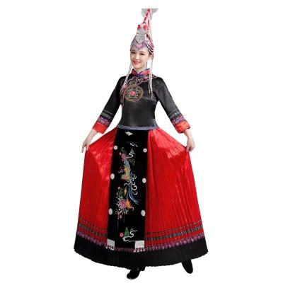 China China Ethnic Minority Clothing Sets Lunaric Minority Group Ethnic Women's Clothing Traditional Chinese Girls' Dress China Ethnic Minority Clothing for sale