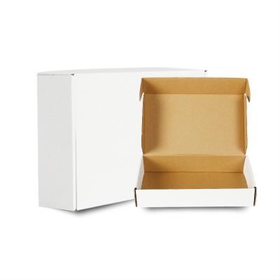 China Recyclable Cardboard Mailer Box Foldable Corrugated Packing Mailing Box With Logo Plain Mailer Box for sale