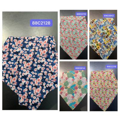 China Low Price Abrasion-resistant Fabric Manufacturer Floral Printed Rayon 10 Woven Fabric 90 Woven Fabric for sale