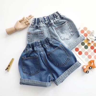 China Anti-pilling loose and comfortable children's dark colors short jeans with rolled edges for sale