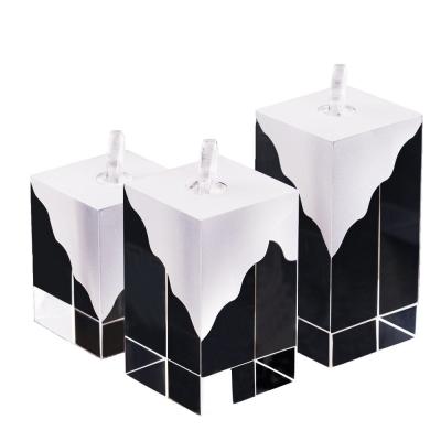 China Dustproof Acrylic Display Frame 7PCS Acrylic Ring Holder Contemporary Design for sale