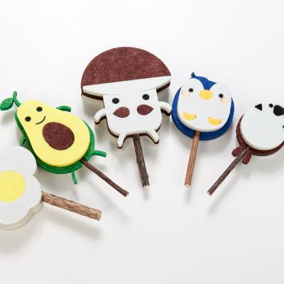 China Sustainable Cute Cartoon Felt Cat Mint Toys Bite Resistant Catnip Lollipops Silvervine Sticks for sale