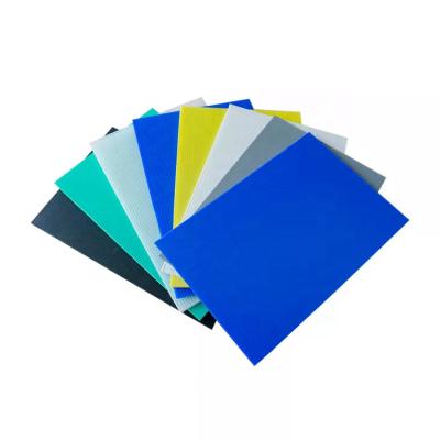 China Honeycomb Plastic Sheet Eco - Friendly Non Slip Sheet 650-1500gsm for sale