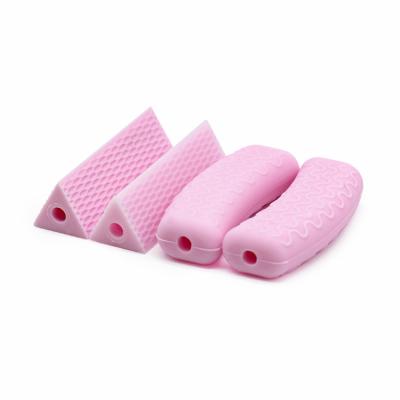 China BPA FREE 100% Silicone Anti-Slip Food Grade Adult Teether Orthodontic Cavity Pad Bark Texture Design Teether Suitable For All Braces for sale