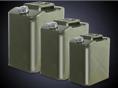 China Contenedor de aceite vacío de 5L 10L 20L Portátil Tambor de gasolina diésel Jarrón de combustible metálico Canister de llenado de la lata portátil Jerrycan en venta