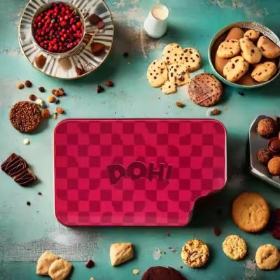 China Design personalizado Large Size Round Tin Cookies Box Food Grade Round Candy Tin Box Tinplate Metal Tin Box case para Biscoito à venda