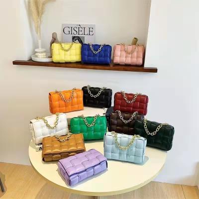 China 2021 fashion hot sale lady chain purses and handbags luxury woven women's bags handbags girls purses for sale