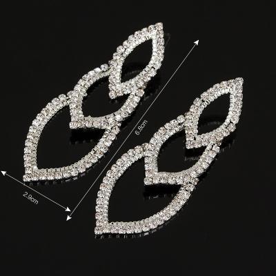 China Cute Popular Bridal Wedding Bridal Post Long Oval Rhinestone 3 Stud Earrings for sale