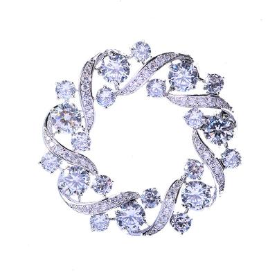 China Luxury Round Crystal Cubic Zircon Pins Geometric Frame Ring Luxury Social Geometric Pins Ring For Bridal Wedding for sale