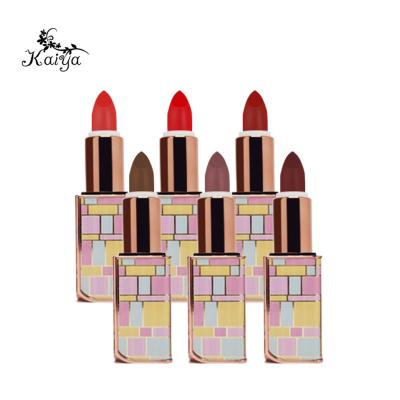 China Private label waterproof cosmetic maquillaj lipstick fashion labial blush un levre customize makeup vegan velvet satin waterproof lipstick for sale