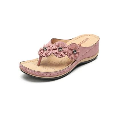 China Fashion Trend Manufacturers Direct Selling Shoes Sandals Wholesale Ladies Unique PU Leather Flat Slippers for sale