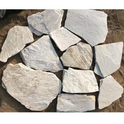 China Eco - Friendly Natural White Quartz Stone Random Loose Stacked Stone Wall Cladding for sale