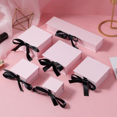 China Recyclable Elegant Pink/White/Black Necklace Bracelet Paper Cardboard Jewelry Boxes With Black Ribbon Packaging C A Custom Logo for sale