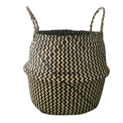 China Customized Sustainable Plant Plankton Straw Basket Braided House Storage Basket With Handle In Cross Color for sale