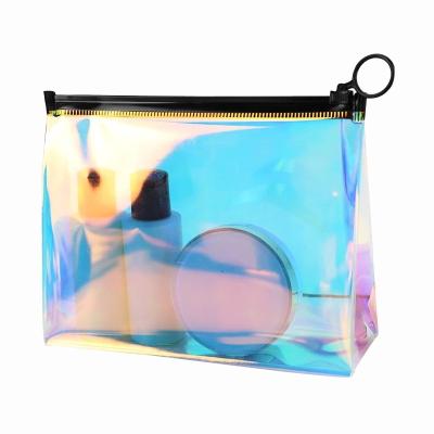 China Small Fashion PVC Zipper Bag Cosmetics Beauty Necessities Bag Custom Private Logo Holographic Transparent Cosmetic Daily Packaging Bag for sale