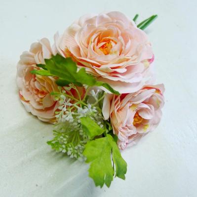 China Spring New Design Artificial Rose Bouquet Suitable For Family Party Wedding Valentine's Day Decoration for sale