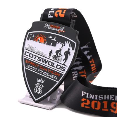 China Professional OEM Europe HSQ Sports Winner Medal Black Soft Enamel Nickel Plated Custom Metal Triathlon Medals for sale