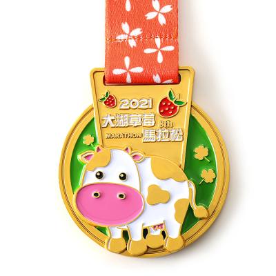 China Cheap 2021 Europe China Factory Medal Manufacturer Awards Customize Sports Award Finisher 3d Soft Enamel Gold Medals for sale