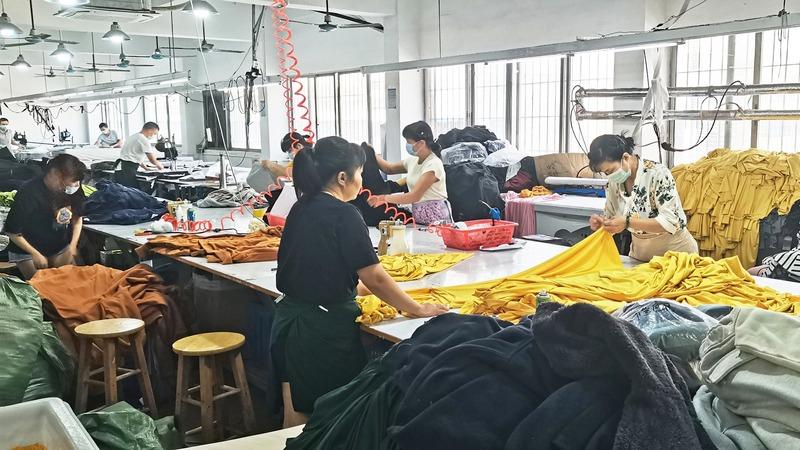 Verified China supplier - Dongguan Kalefu Clothing Co., Ltd.