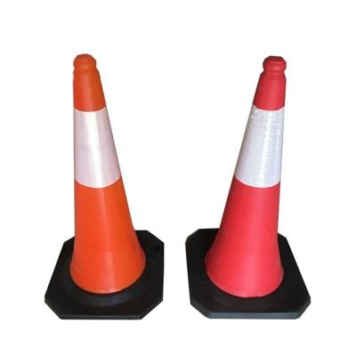 China PE body with 2.5kgs weight PE traffic cone dopravni rubber base high quality red kuzel 750mm for sale