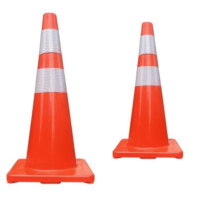 China PVC Height700mm PVC Road Safety Reflective Traffic Cone for sale