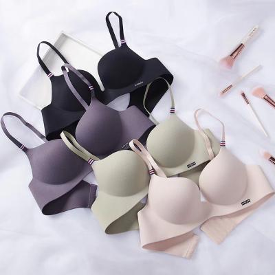 China 3/4 Cup Ice Silk Thick Girls Seamless Breathable One Piece Gathered Bra Set British Style Bra Without Underwire for sale