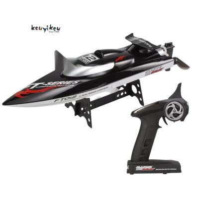 China KYK New Design 2022 High Quality Auto Returns 2.4GHz RC Boat With High Speed ​​Remote Control Racing Boat For Kids Play for sale