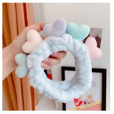 China Smart Casual Cute Love Headband Ladies Wash Face Simple Cat Ear Hairband Fashion Wide Plush Peach Heart Headband for sale