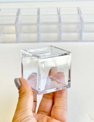 China High Quality Exquisite Clear Square Dust Proof Food Grade Acrylic Candy Box 10*10*10cm for sale