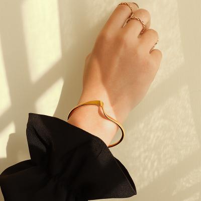 China 2022 FASHIONABLE Copper Fashion Copper Bracelet Bio Magnetic Bracelet for sale