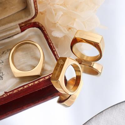 China FASHIONABLE Light Luxury Popular Stainless Steel Gold Plated Ring Flat Surface Carved Flower Jewelry Rings for sale