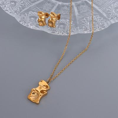 China FASHIONABLE Irregular Geometry 18k Gold Plated Irregular Statement Rope Chain Necklace Earrings & Stud Pendant Jewelry Sets for sale