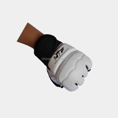 China Traditional Martial Arts Taekwondo Hand Protector Gloves , Taekwondo Equipment for sale