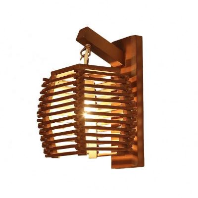 China 2021 Chinese style restaurant wall lamp wall lamp modern classic wooden solid hollow hollow wall lamp for sale