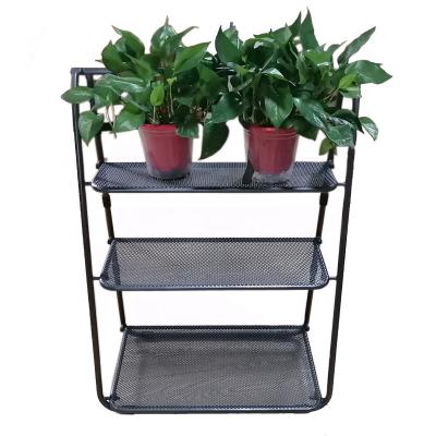 China Modern Garden Planter Outdoor Metal Stand Planting Industrial Vintage Corner Flower Stand Planting With Galvanized Steel Screen for sale