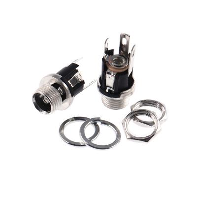 China Metal Automotive Male Head Plug 5.5-2.1mm DC Power DC025 Female Round Hole 5.5-2.5mm Connector for sale