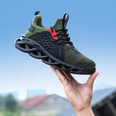 China 2022 Fashion High Quality Stylish Men's Safety Shoes Steel Toe Safety Work Sneakers Increasing Shoes for sale