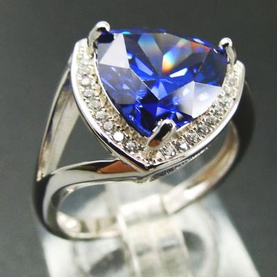 China FASHIONABLE Engagement Ring Created Blue Tanzanite Jewelry from 925 Sterling Silver Trillion Cut Solitaire Tanzanite for sale