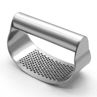 China Kitchen Stainless Steel Garlic Press Rocker Rocker Garlic Chopper Mincer Masher Viable for sale