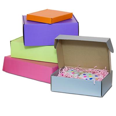 China Hot Selling Paper Shipping Boxes Recycled Materials Logo Custom Shipping Mailer Box Custom Made For Gift for sale