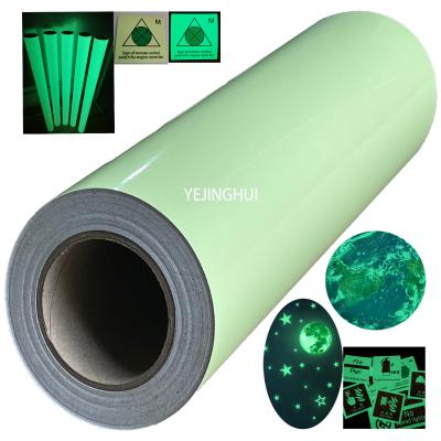 Cina Self Adhesive PVC 6hour Glow in the Dark Vinyl Safety Signs Rolls GREEN 1.24M*45.7M Photoluminescent Film in vendita