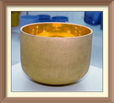 China Golden quartz crystal singing bowls for sale