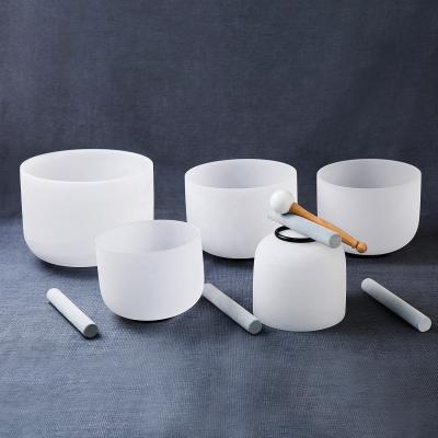 China Direct Manufacturer White Chakra Tuned Quartz Singing Bowl with Pallet and chakra note FSB951 for sale